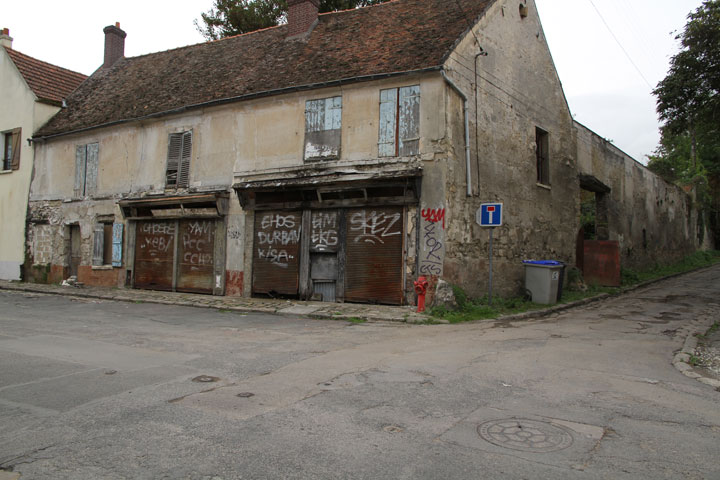 a-la-decouverte-du-vieux-village-de-goussainville-un-quartier-totalement-abandonne-a-vingt-kilometres-de-paris-60
