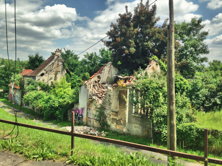 a-la-decouverte-du-vieux-village-de-goussainville-un-quartier-totalement-abandonne-a-vingt-kilometres-de-paris34