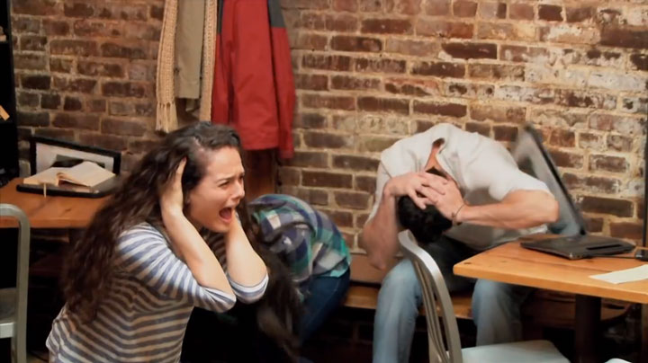 une-telekinesiste-terrorise-un-bar-aux-etats-unis-et-fait-le-buzz-sur-internet2