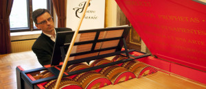 ecoutez-pour-la-premiere-fois-le-son-dun-instrument-invente-par-leonard-de-vinci-il-y-a-500-ans-une