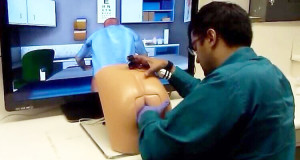 patrick-le-premier-robot-simulateur-de-touchers-rectaux-qui-communique-ses-emotions-avec-les-medecins-une