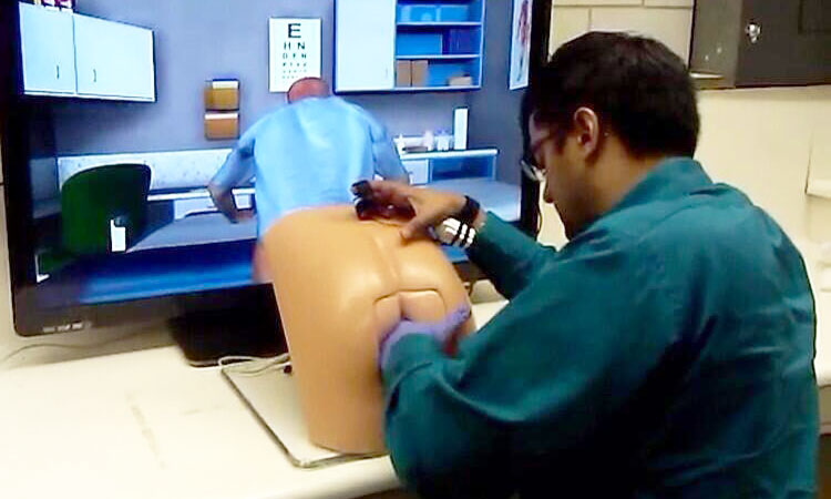 patrick-le-premier-robot-simulateur-de-touchers-rectaux-qui-communique-ses-emotions-avec-les-medecins-une