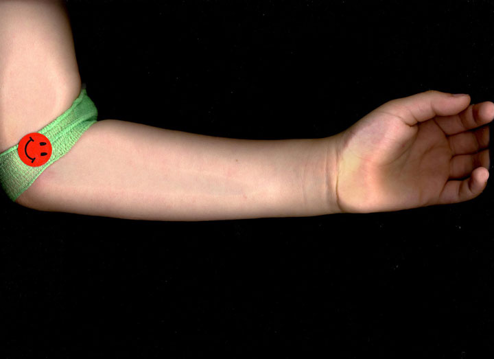 timothy-met-en-scene-lautisme-de-son-fils-dans-des-photographies-touchantes-pleines-de-malice9