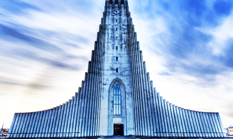 decouvrez-les-50-eglises-les-plus-extraordinaires-a-travers-le-monde1