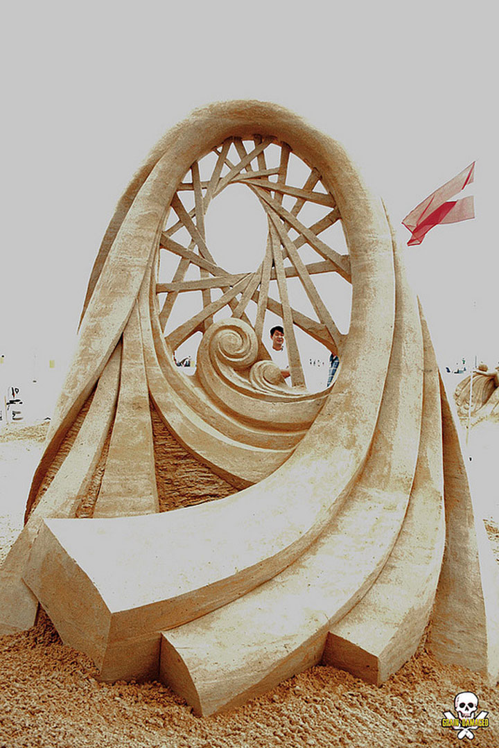 dimpressionnantes-sculptures-de-sables20