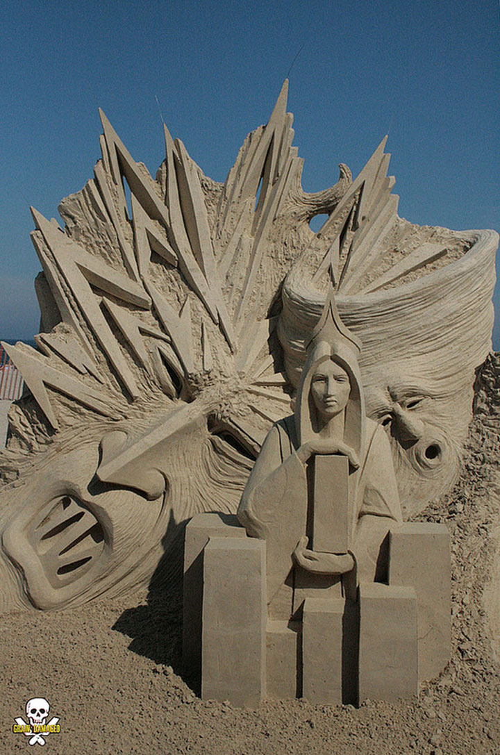dimpressionnantes-sculptures-de-sables62