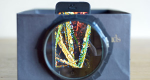 pour-seulement-dix-euros-fabriquez-un-videoprojecteur-pour-votre-smartphone-une