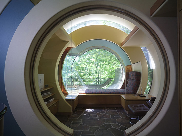 prenez-de-la-hauteur-avec-ses-somptueuses-maisons-perchees-dans-les-arbres5