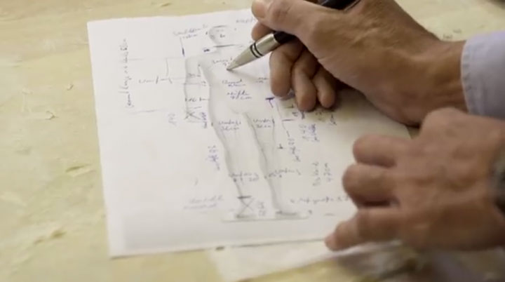 un-magasin-expose-des-mannequins-differents-en-vitrine-pour-prouver-que-la-beaute-est-universelle8