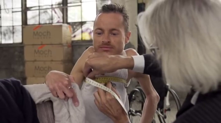 un-magasin-expose-des-mannequins-differents-en-vitrine-pour-prouver-que-la-beaute-est-universelle9