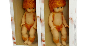 une-jouet-horribles-enfants