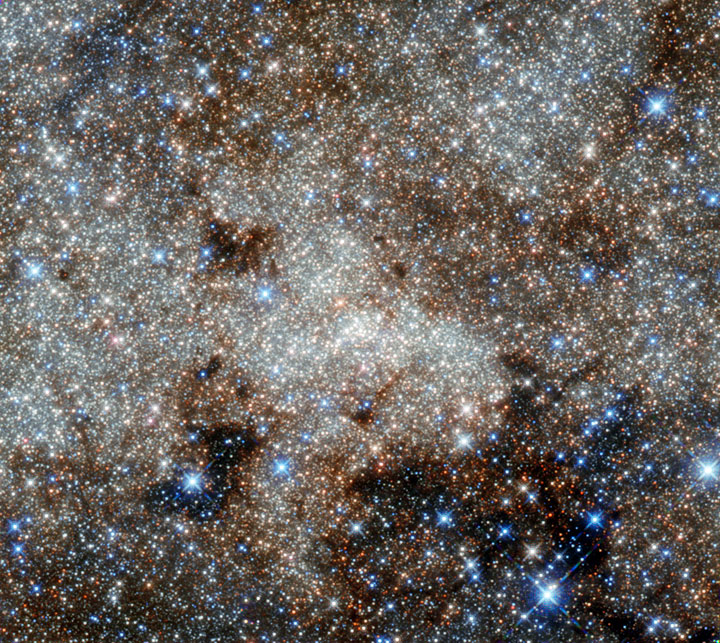 43-photographies-epoustouflantes-de-notre-univers-prises-par-hubble-en-201312