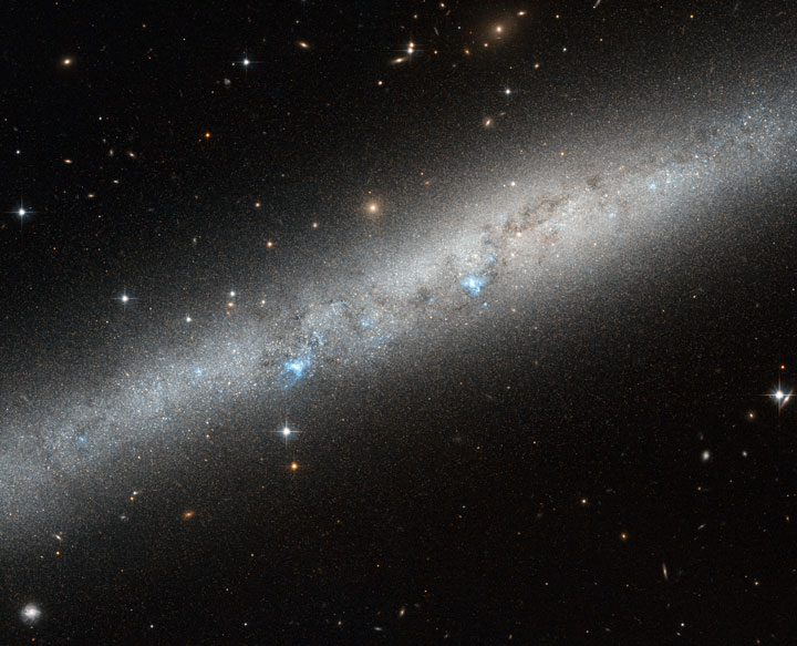 43-photographies-epoustouflantes-de-notre-univers-prises-par-hubble-en-201328