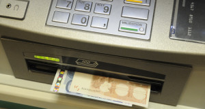 95-des-distributeurs-de-billets-bientot-en-danger-de-piratage