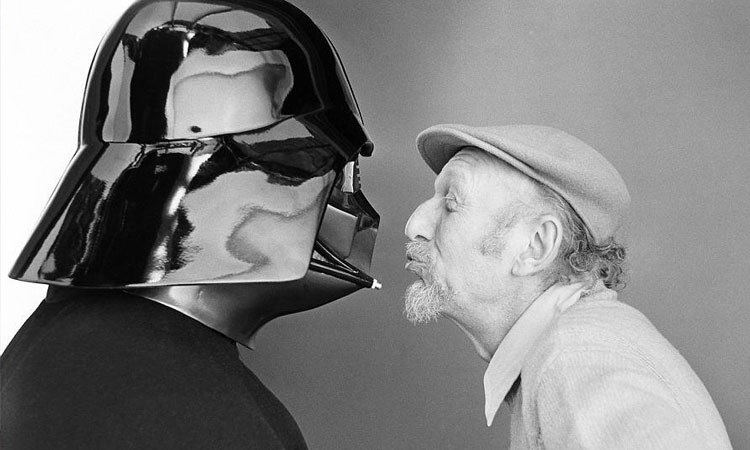 chewbacca-devoile-des-images-inedites-des-tournages-de-star-wars-une