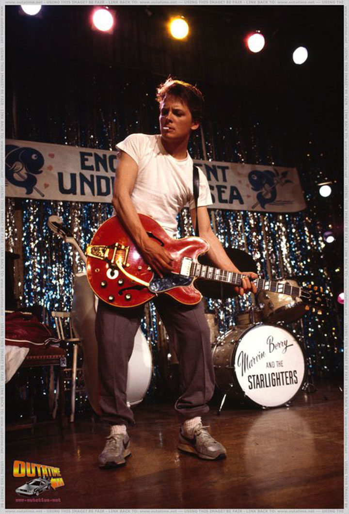 entrez-dans-les-coulisses-du-film-culte-retour-vers-le-futur-a-travers-ces-42-photographies-inedites30