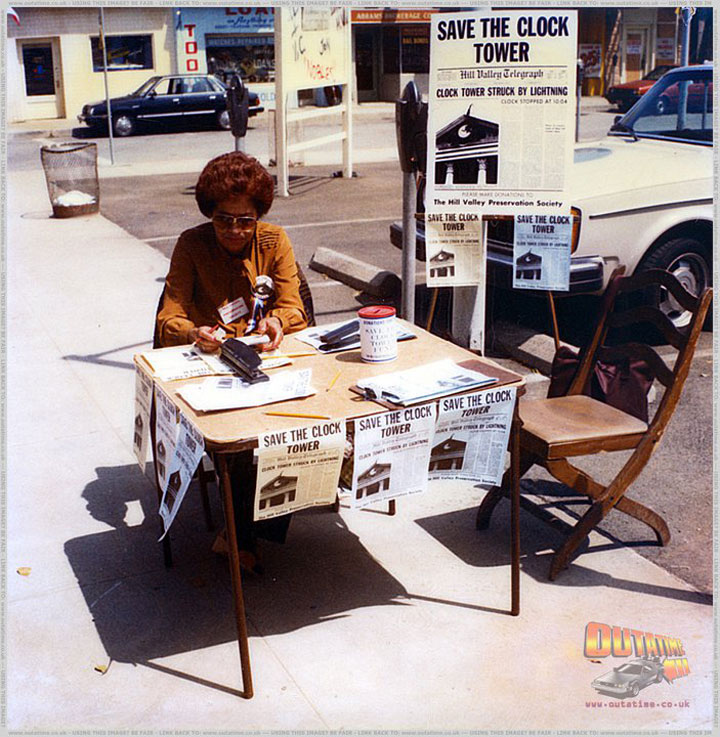 entrez-dans-les-coulisses-du-film-culte-retour-vers-le-futur-a-travers-ces-42-photographies-inedites41