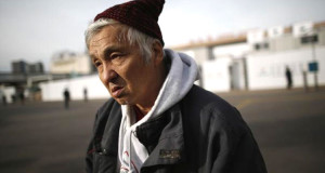 les-sans-abri-japonais-exploites-au-detriment-de-leur-sante-pour-decontaminer-la-centrale-nucleaire-de-fukushima-une