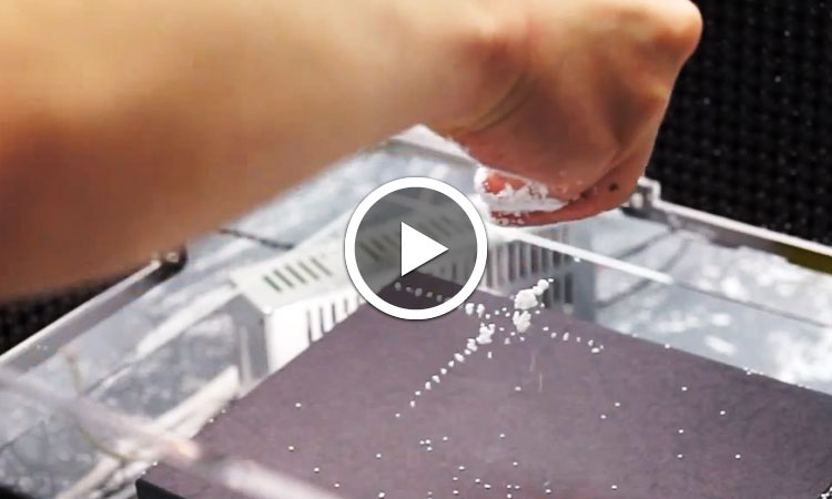 pour-la-premiere-fois-des-japonais-reussissent-a-deplacer-des-materiaux-en-levitation-grace-aux-ondes-sonores-une