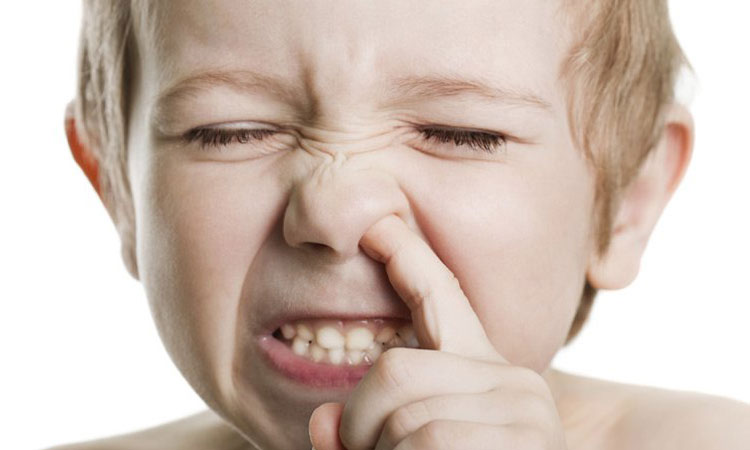 vous-pouvez-desormais-manger-vos-crottes-de-nez-sans-complexe-un-scientifique-explique-que-cest-bon-pour-la-sante-une