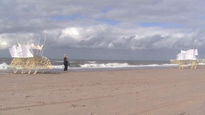 des-creatures-fantastiques-se-deplacent-grace-au-ven4