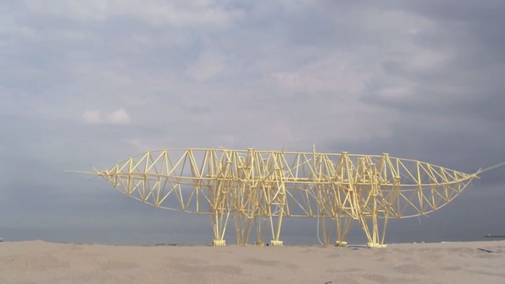 des-creatures-fantastiques-se-deplacent-grace-au-ven6