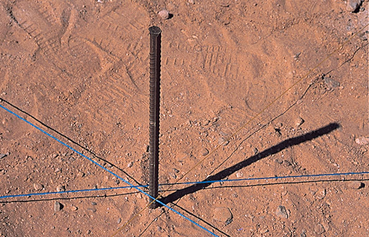 immenses-oeuvres-dans-le-sahara33