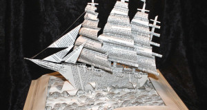 une-artiste-sculpte-ses-livres-pour-illustrer-les-magnifiques-histoires-quils-contiennent-une