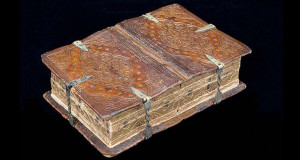 une-grimoire-lire-different