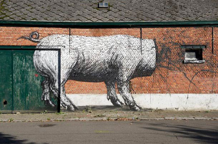 village-abandonne-envahi-par-le-street-art24