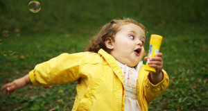 23-situations-hilarantes-qui-vous-rappelleront-a-quel-point-il-est-douloureux-detre-un-enfant-une