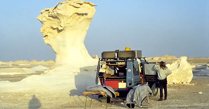 ce-voyage-de-18-mois-dure-maintenant-depuis-plus-de-25-ans15