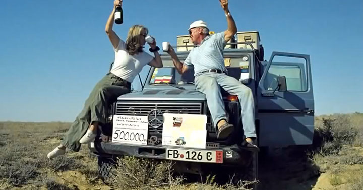 ce-voyage-de-18-mois-dure-maintenant-depuis-plus-de-25-ans25