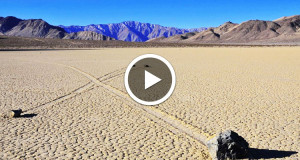 des-scientifiques-pensent-avoir-resolu-le-mystere-des-pierres-qui-se-deplacent-seules-dans-la-vallee-de-la-mortune