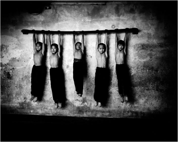 penetrez-dans-lintimite-des-moines-shaolin-a-travers-dincroyables-photographies14