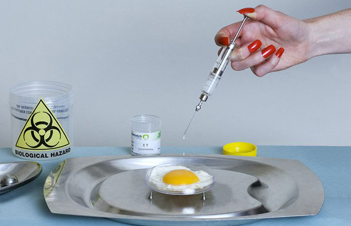 pression-sur-le-corps-des-femmes2