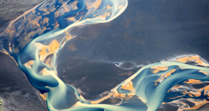 terres-glacees-surrealistes-photographies-islande-une