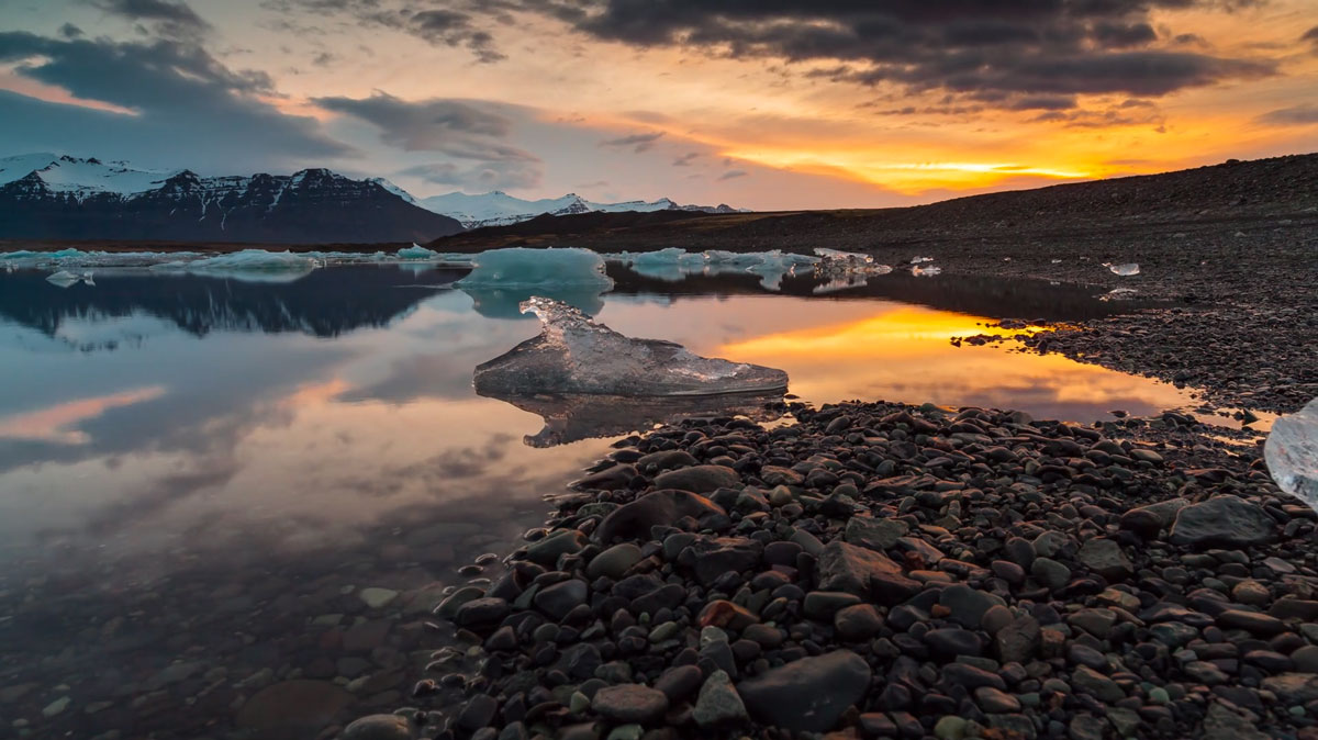 couche-soleil-aurore-boreale-islande