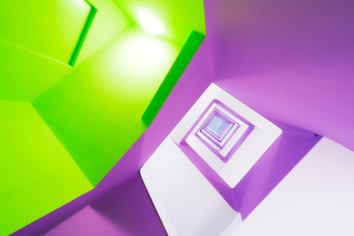 escalier-vert-violet