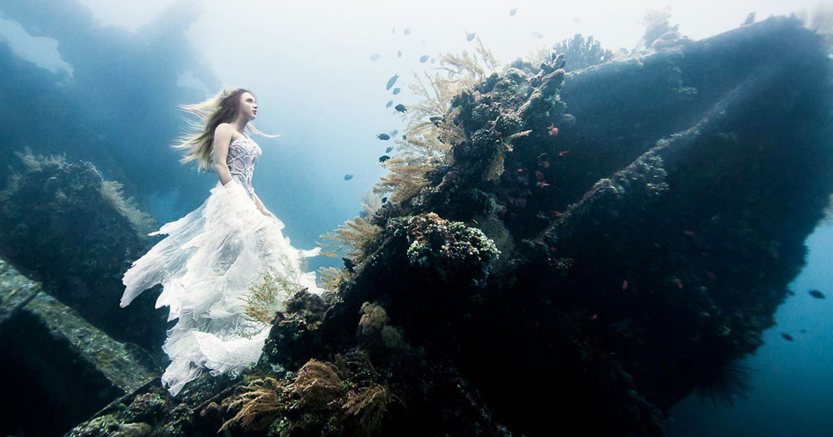mannequin-eau-shooting-photographie-insolite-beau-une
