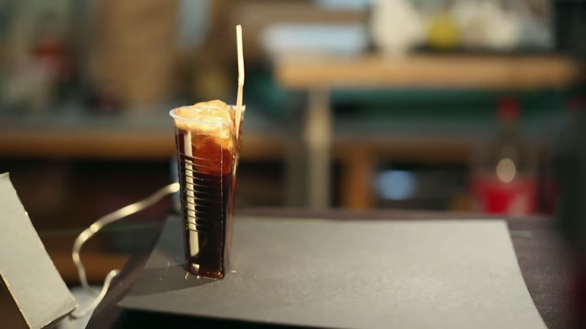 coca-profil-cut-food