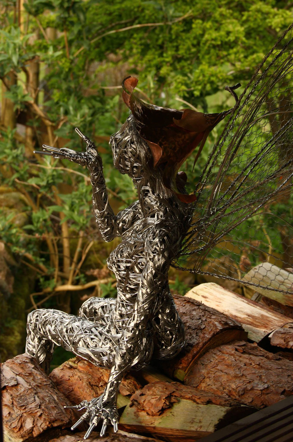 fee-metal-assise-foret