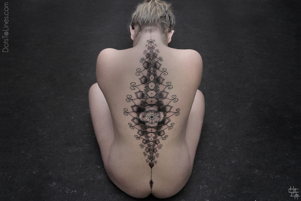 tatouage-geometrique-artiste32