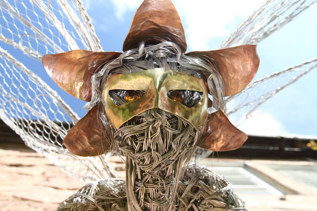 tete-creature-fantastique-metal