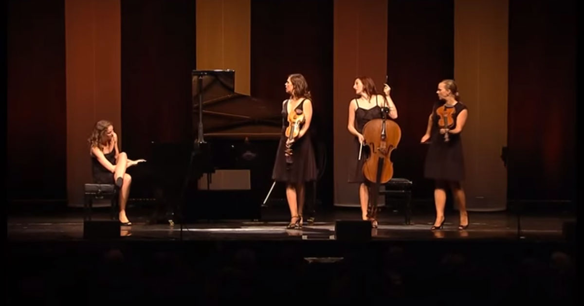 piano-drole-position