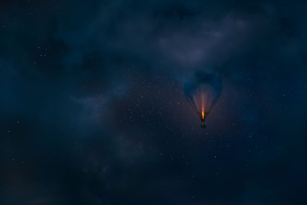 mongolfiere-dans-nuit