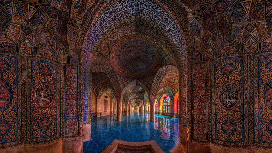 nasir-al-mulk-mosque-eau