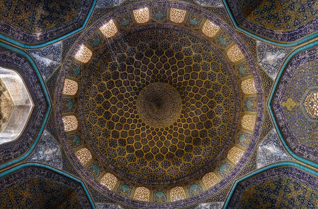 sheikh-lutf-allah-mosque-plafond-couleur