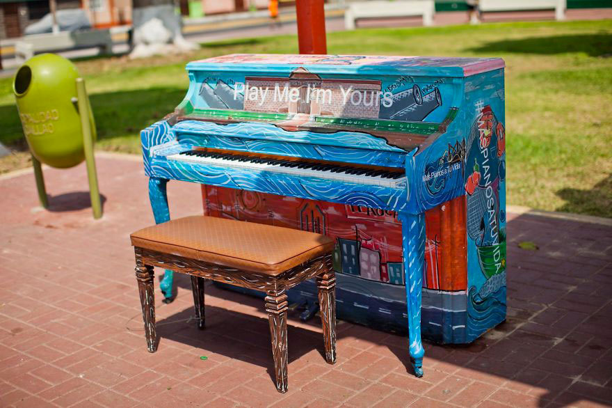 piano-rue-couleurs-art-67