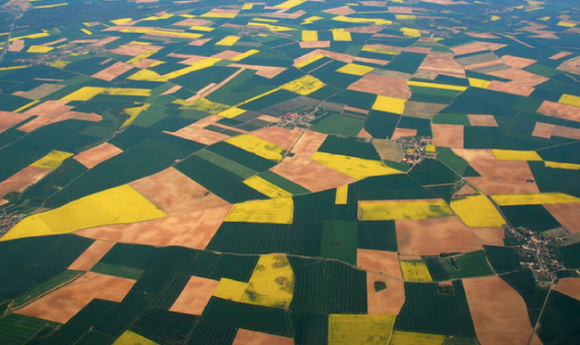 Hublot-avion-campagne-France